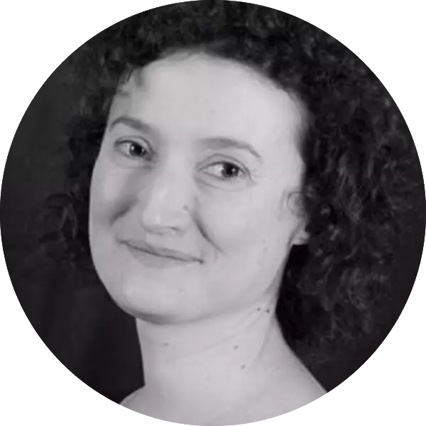 Erika-FOUCAULT-300x300 1